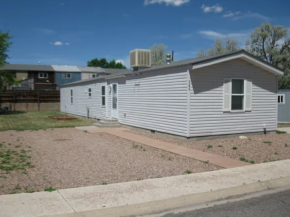 540 Juniper Dr, Mountain View, WY 82939