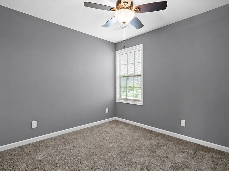 352 Winter Terrace Ln — Photo 22
