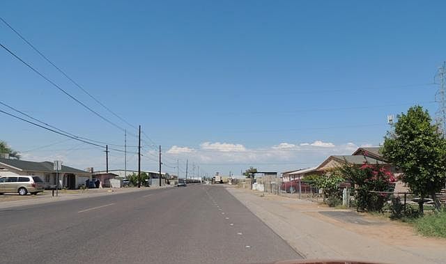 2nd image of 826 S 31st Ave