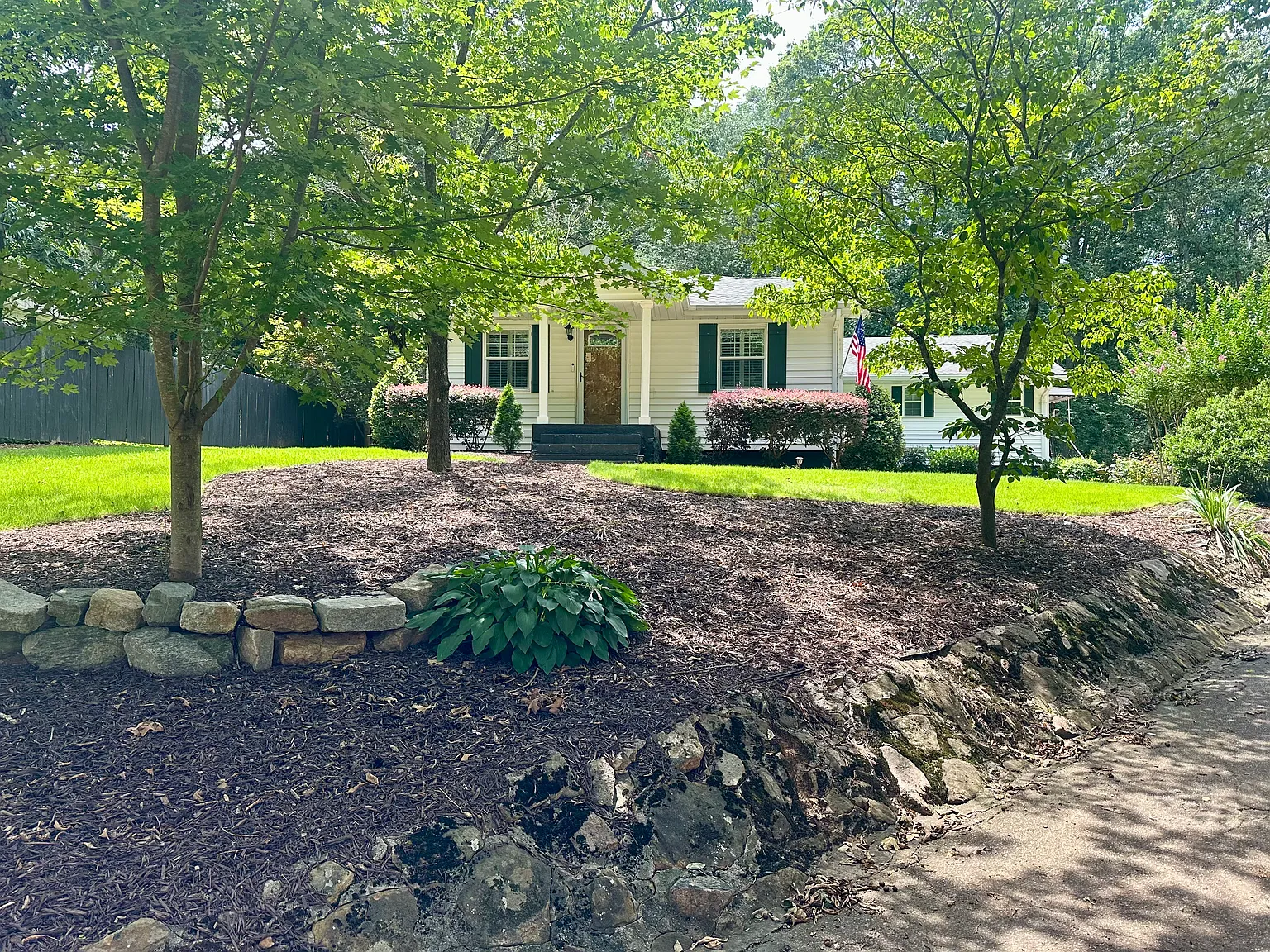 1196 Tuggle Dr — Photo 2