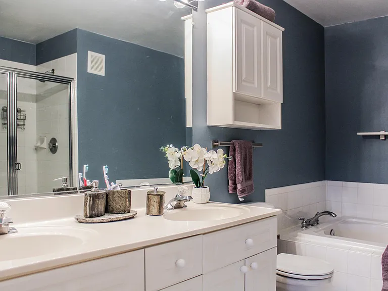 5108 Donovan Dr #408 — Photo 12