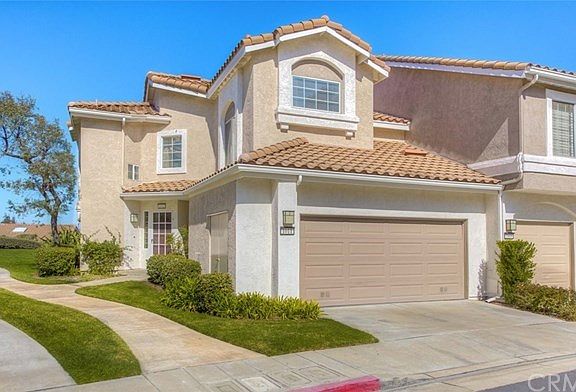 4th image of 1011 S Sundance Dr