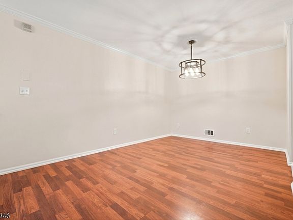 5th image of 50 Pine St #I-2