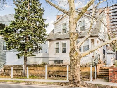 1724 Hutchinson River Parkway, Bronx, NY, 10461