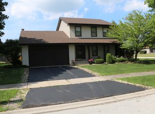 6150 Marsh Ln, Matteson, IL 60443