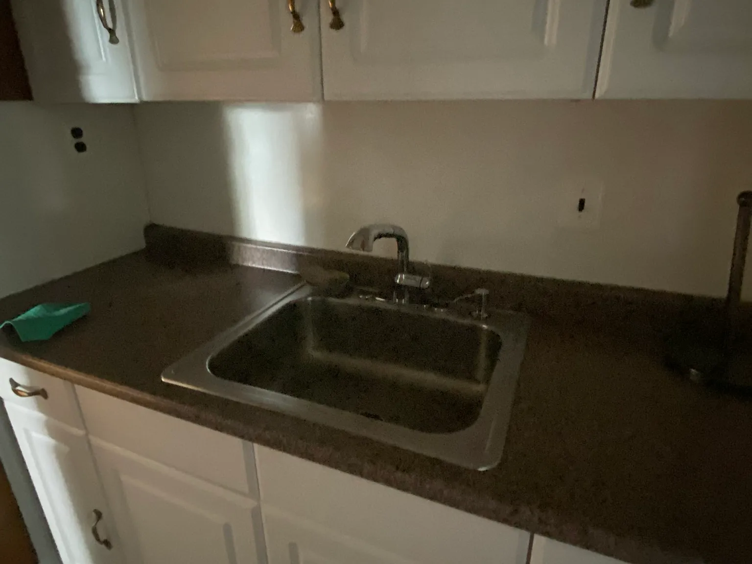 Studio, 2480 sqft, $1,550 — Photo 2