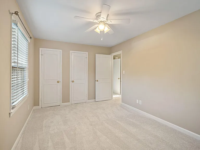 4713 Walden Ct — Photo 22