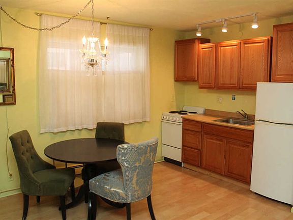 4th image of 1513 Steensland Dr APT 1