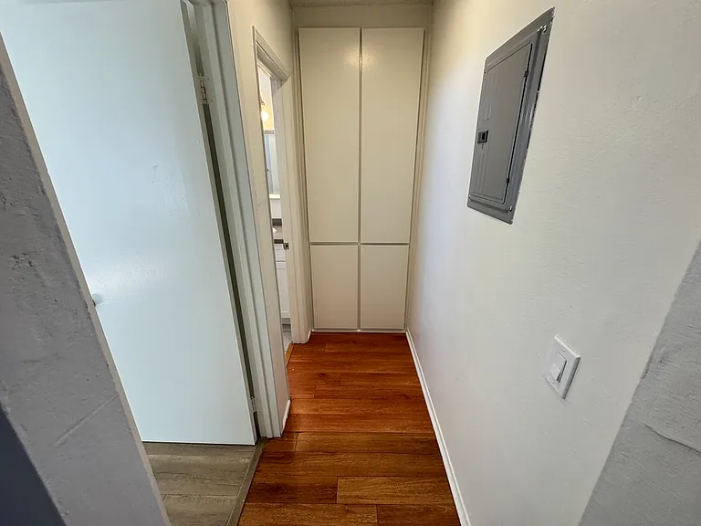 311 E Maple St #6B — Photo 24