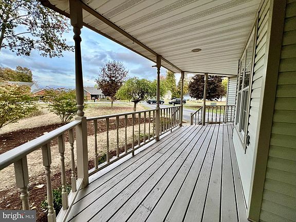 4th image of 179 Sylvan Heights Dr