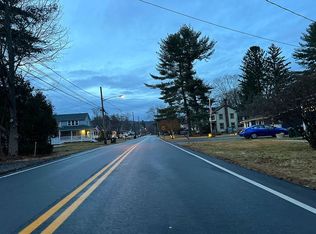 43 Main Rd, Flanders, NJ 07836