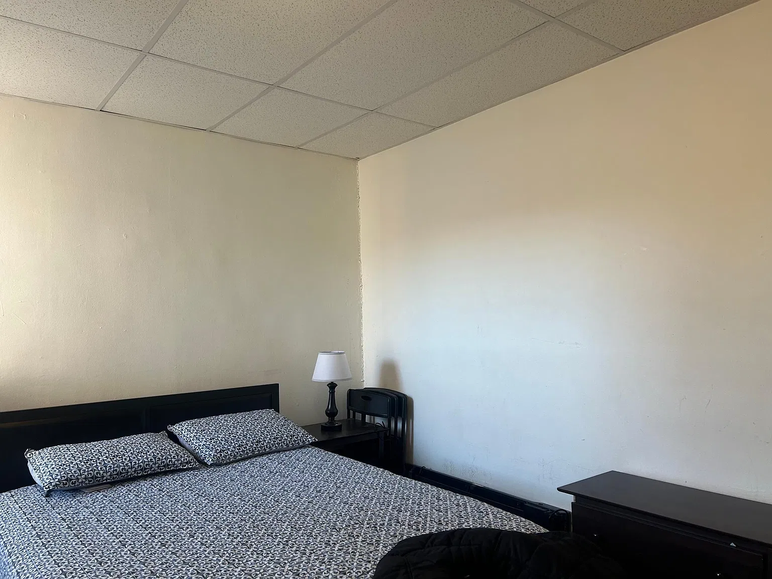 1 bed, 450 sqft, $1,750 — Photo 3