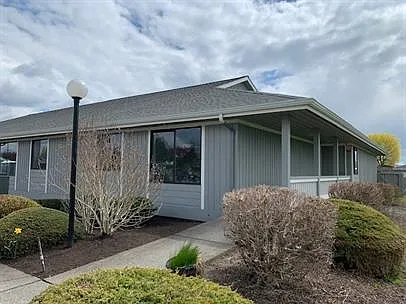 112 Blair Dr — Photo 17