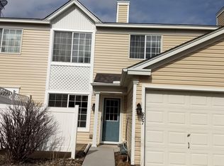 2013 Southcross Dr #807, Burnsville, MN 55306