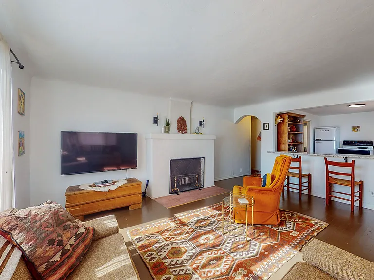 1004 21st St NW #1 — Photo 5