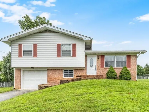 123 Laurelwood Cir, Rossville, GA 30741