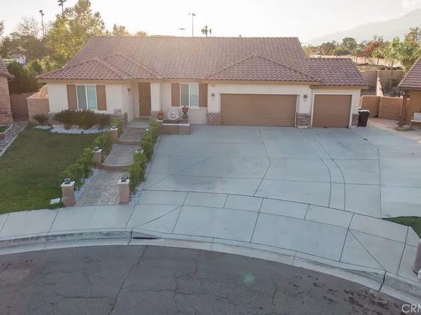 1388 Nicholas Ct, Rialto, CA 92377