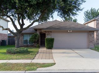 10214 Mills Run Dr, Houston, TX 77070