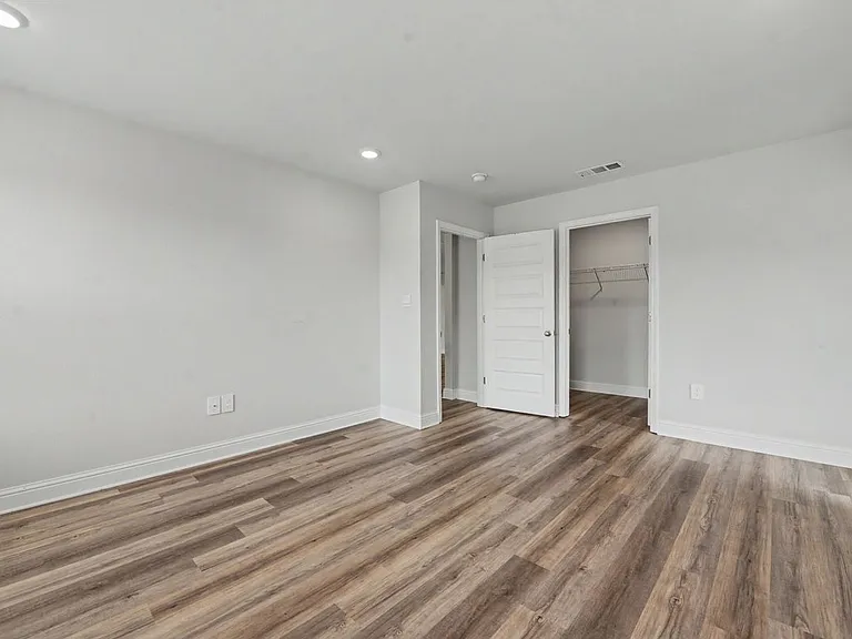 107 Mill St — Photo 16