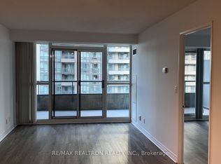 23 Hollywood Ave #806, Toronto, ON M2N 7L8