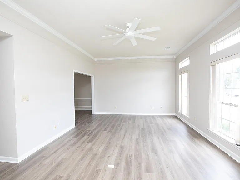 123 Braxton Way — Photo 11
