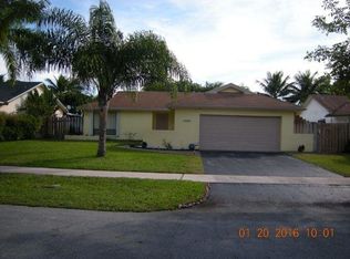 4920 NW 85th Ave, Lauderhill, FL 33351