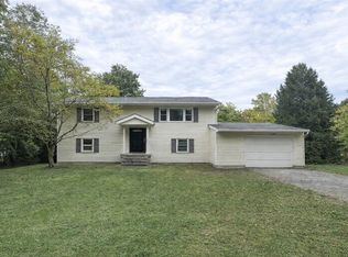 7 Charles St, Howell, NJ 07731