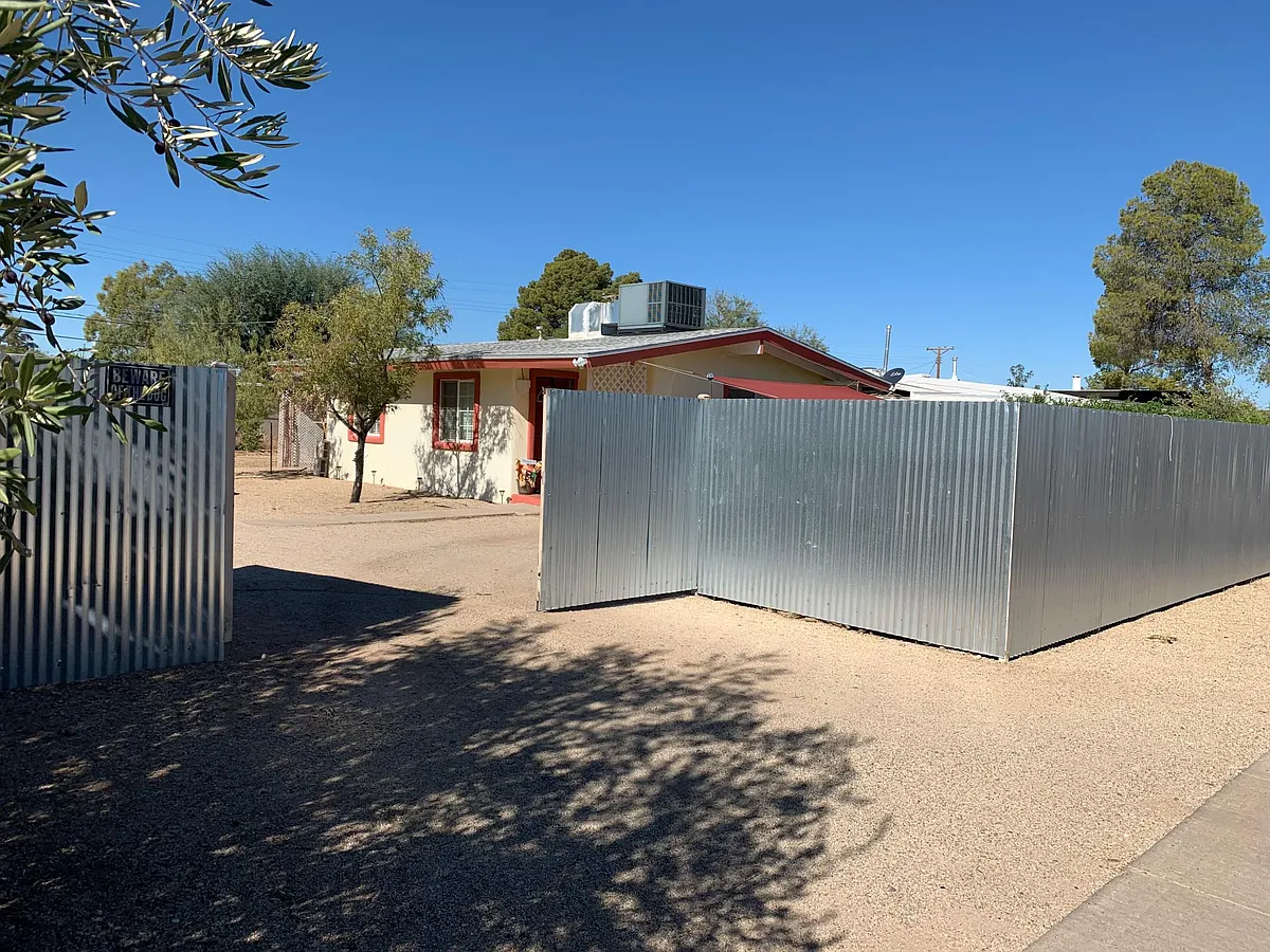 Building Photo - 2018 S Amalia Ave