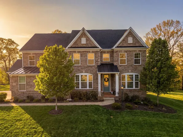 5127 Hampton Place Dr, Gibsonia, PA 15044