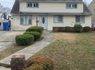 440 Remsen Ave, Avenel, NJ 07001