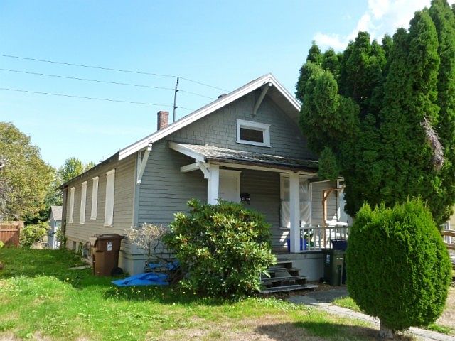 1st image of 2341 S Ainsworth Ave