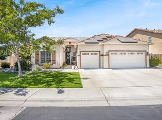 1043 Leisure Dr, Lemoore, CA 93245