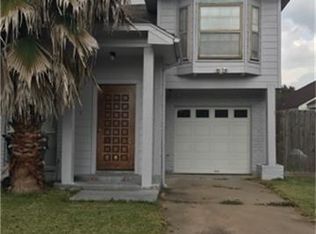8406 Elm Lake Dr, Houston, TX 77083