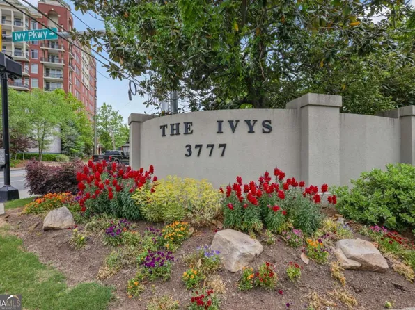 25 Ivy Gates NE, Atlanta, GA 30342