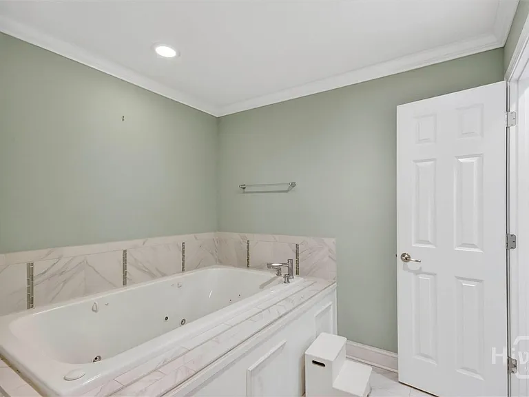 40 Roseberry Cir — Photo 23