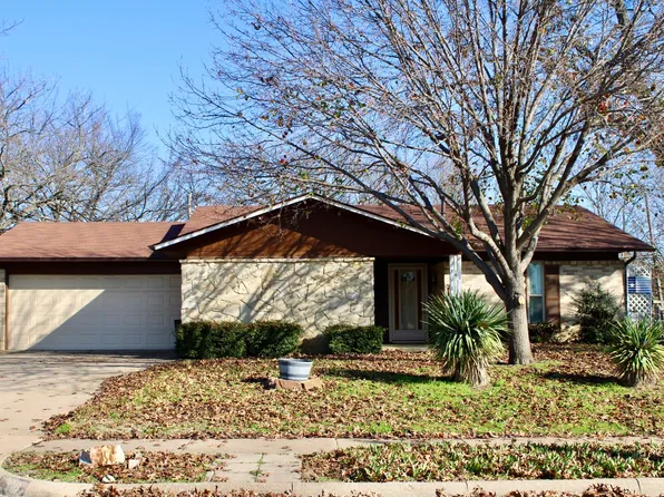 708 N Ector Dr, Euless, TX 76039