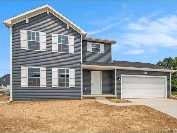 3059 Ivy Wood Cir, Howell, MI 48855