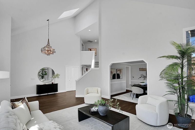 5th image of 12522 NE 164th Street