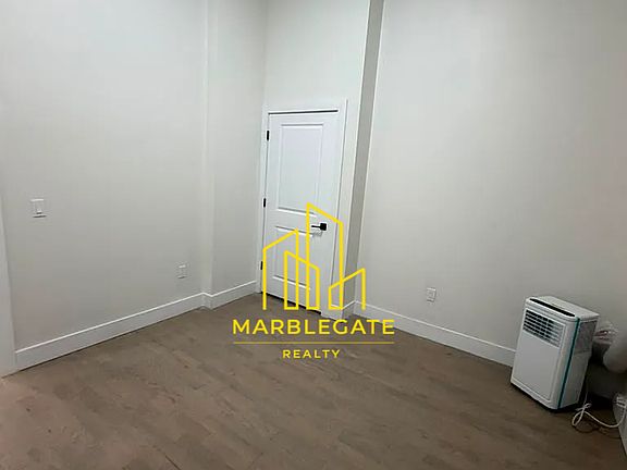 3rd image of 53 Lincoln Park #11A