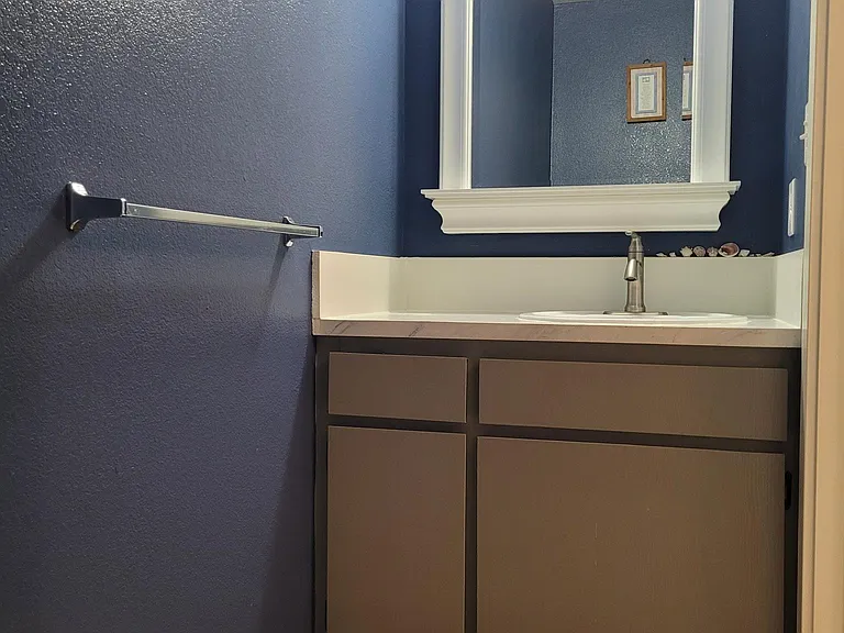 Bathroom downstairs