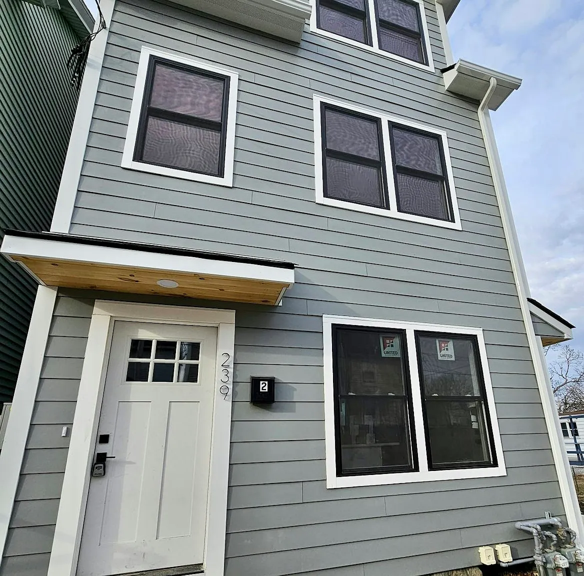239 West Saint Joseph Street, Unit 2 — Photo 1