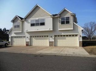 29526 Morris Trl, Lindstrom, MN 55045