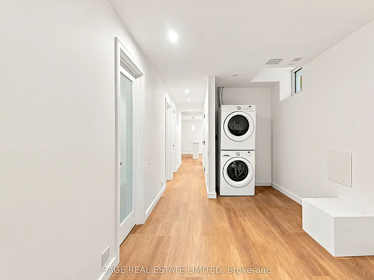 106 Boon Ave #LOWER — Photo 11