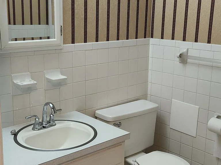 4321 Bedfordshire Dr — Photo 11
