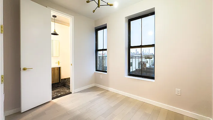 Rented by Jankos Group LLC | media 14