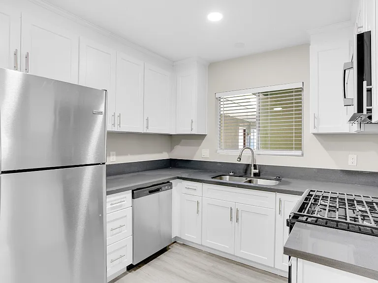 1345 N San Gabriel Ave — Photo 1