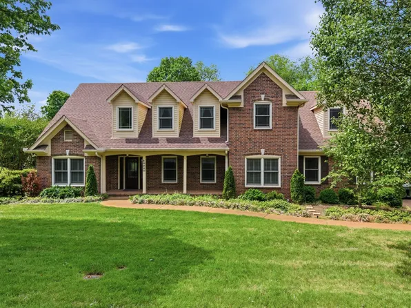261 Poteat Pl, Franklin, TN 37064