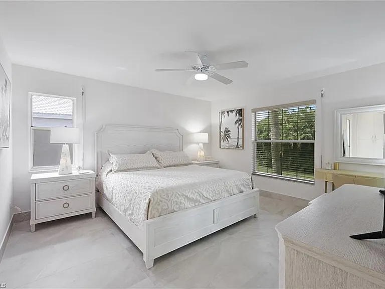 881 Gulf Pavilion Dr #201 — Photo 16