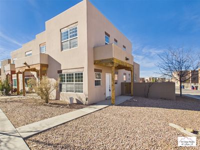 4650 Camino Cuervo, Santa Fe, NM, 87507