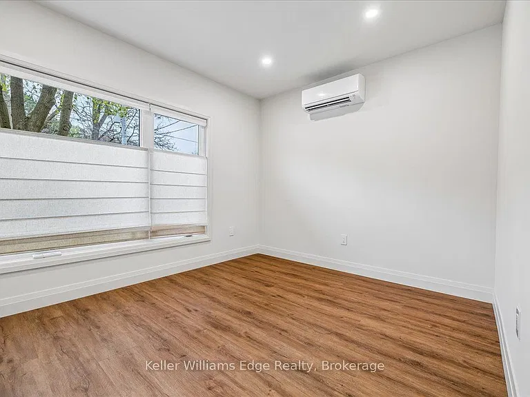 128 Gage Ave S #1 — Photo 16